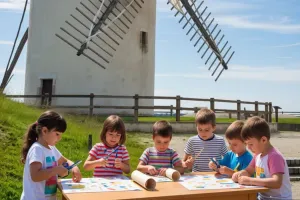 Atelier Enfant - fabrication de moulin