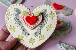 Mettons les mains dans la terre !