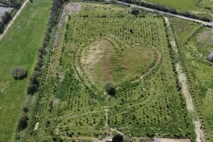 ATELIER ARTISTIQUE LES DRAGONS DE NIKI DE SAINT PHALLE