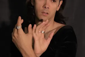 Un "genre" de festival : "Surimpressions" par Léo Bourdet / "Untitled (Some Faggy Gestures)" par Andrea Givanovitch